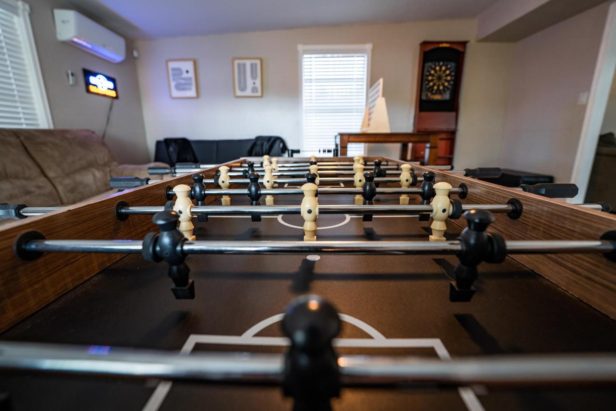 Cozy 3 Bedroom With Hot Tub 2 Min Away From Lackland サンアントニオ エクステリア 写真