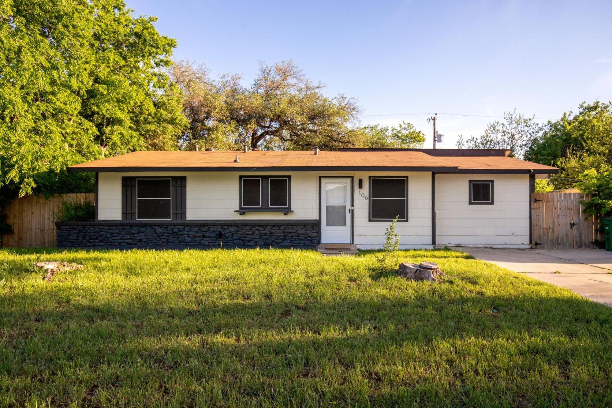 Cozy 3 Bedroom With Hot Tub 2 Min Away From Lackland サンアントニオ エクステリア 写真